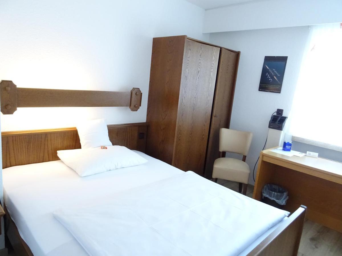 Kleinblittersdorf Aparthotel Zum Dom מראה חיצוני תמונה