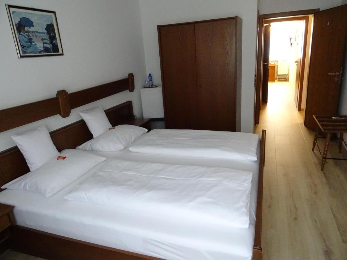 Kleinblittersdorf Aparthotel Zum Dom מראה חיצוני תמונה