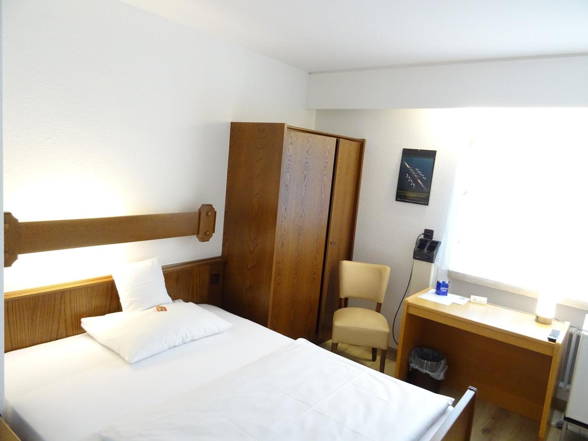 Kleinblittersdorf Aparthotel Zum Dom מראה חיצוני תמונה