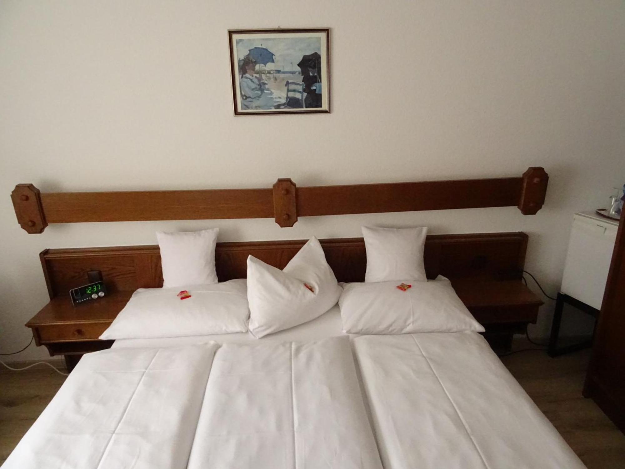 Kleinblittersdorf Aparthotel Zum Dom מראה חיצוני תמונה